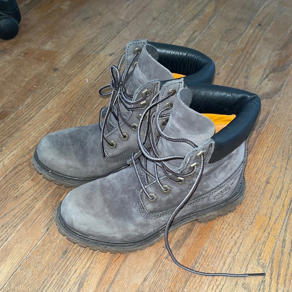 Grey Timberlands - image 1